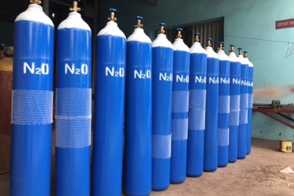 Bình khí N2O tinh khiết trong y tế 8 Khí N2O là loại khí sinh ra bởi quá trình đốt các nhiên liệu hóa thạch